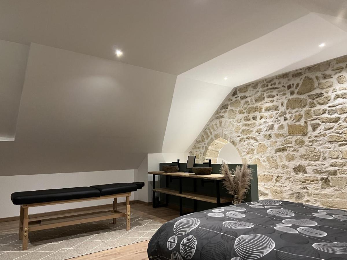 Apartamento Appart Spa Privatif Laon Exterior foto